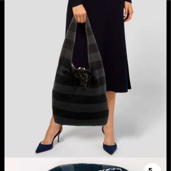 Alice + Olivia knit hobo handbag - Picture 2 of 7